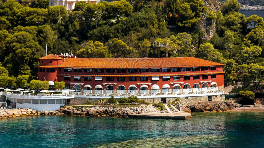 zatoka w monte carlo widok na Monte-Carlo Beach