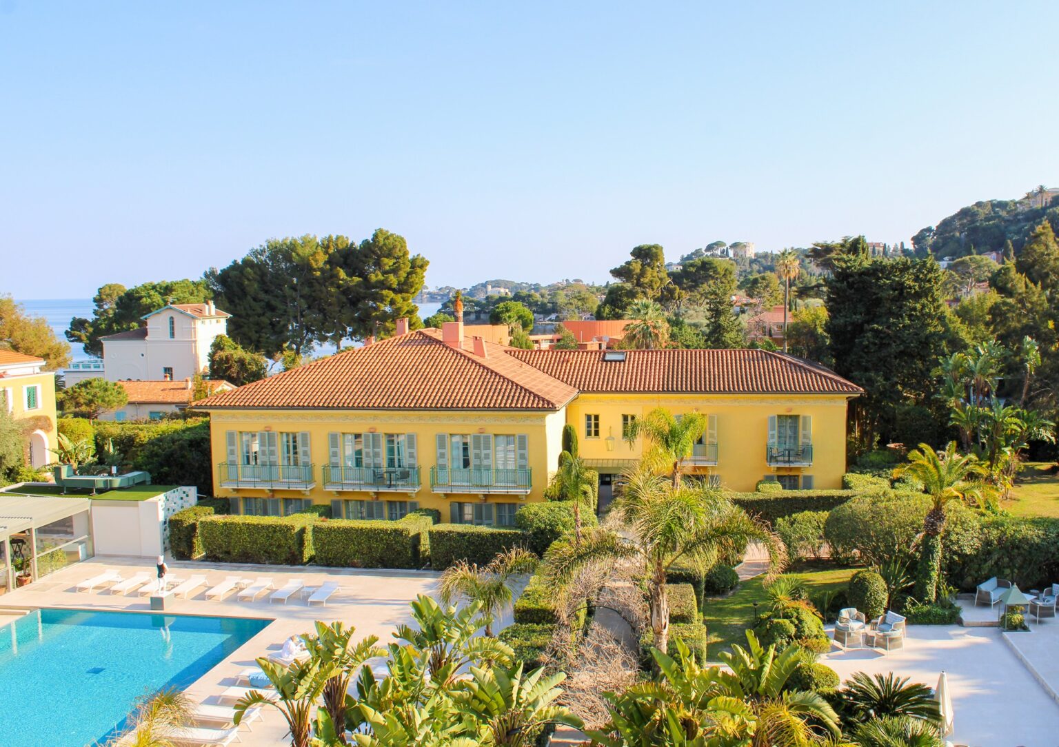 Hotel Royal Riviera, najlepsze hotele we Francji, luksusowe wczasy we Francji, zwiedzanie Francji z przewodnikiem, ekskluzywne hotele we Francji (1)