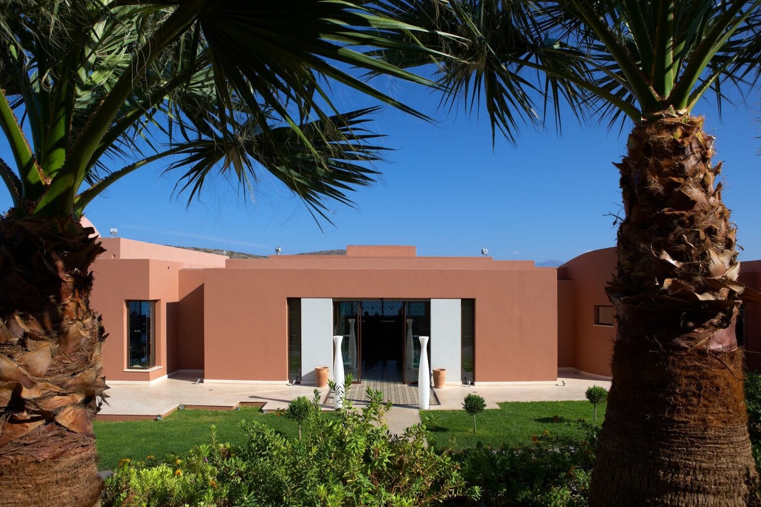 outdoor area (1) medium