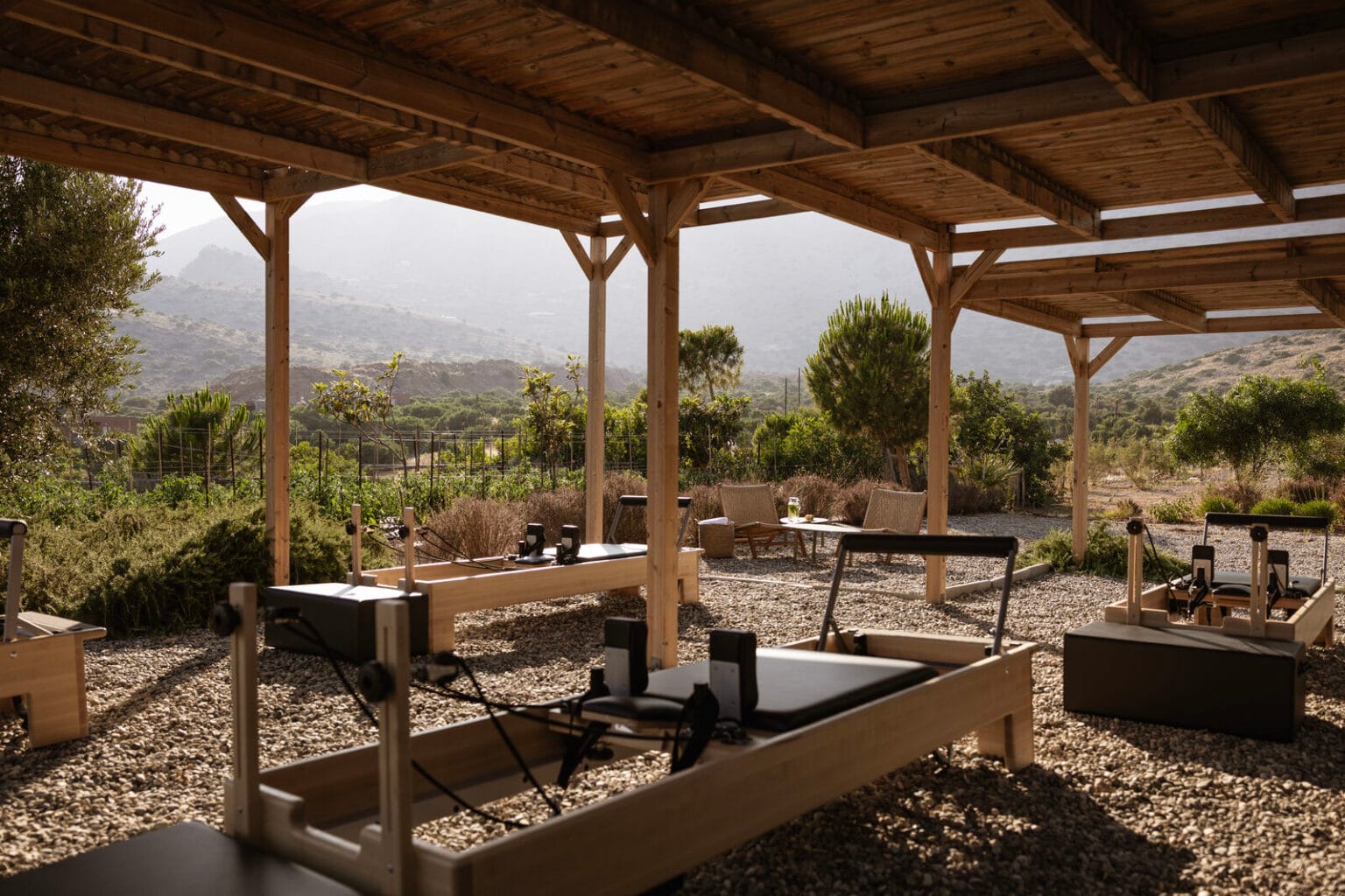 pilates reformer (2) medium