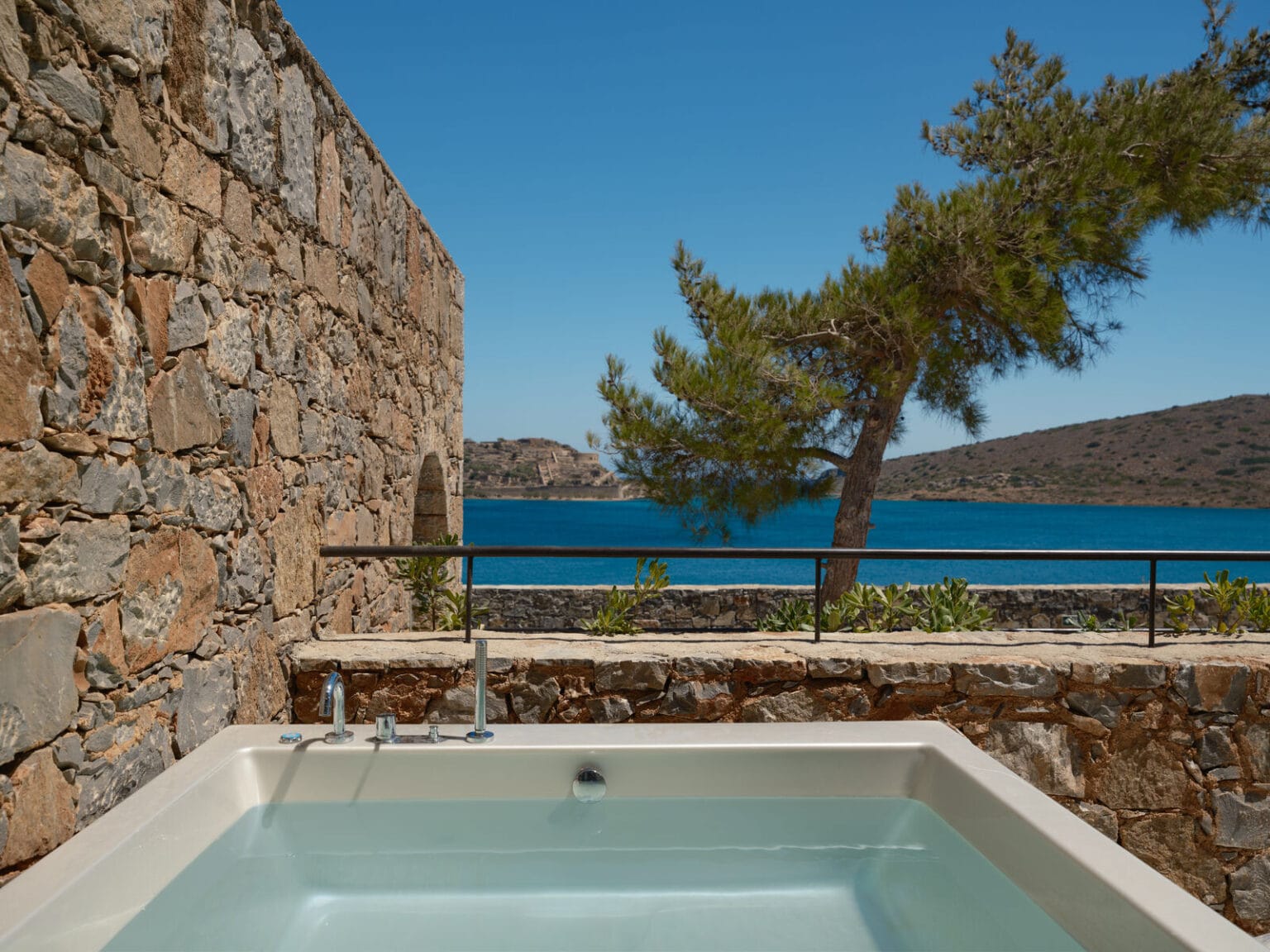 spinalonga island sv aqua retreat outdoor jacuzzi medium