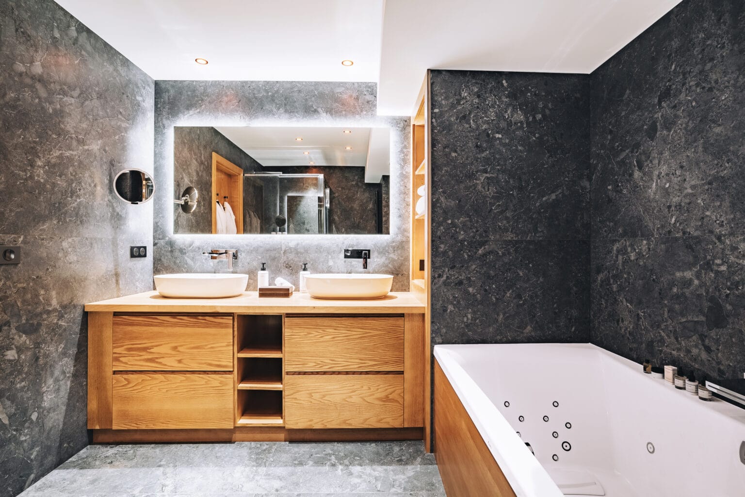 09 SUITE SDB ANNAPURNA COURCHEVEL_Annapurna©