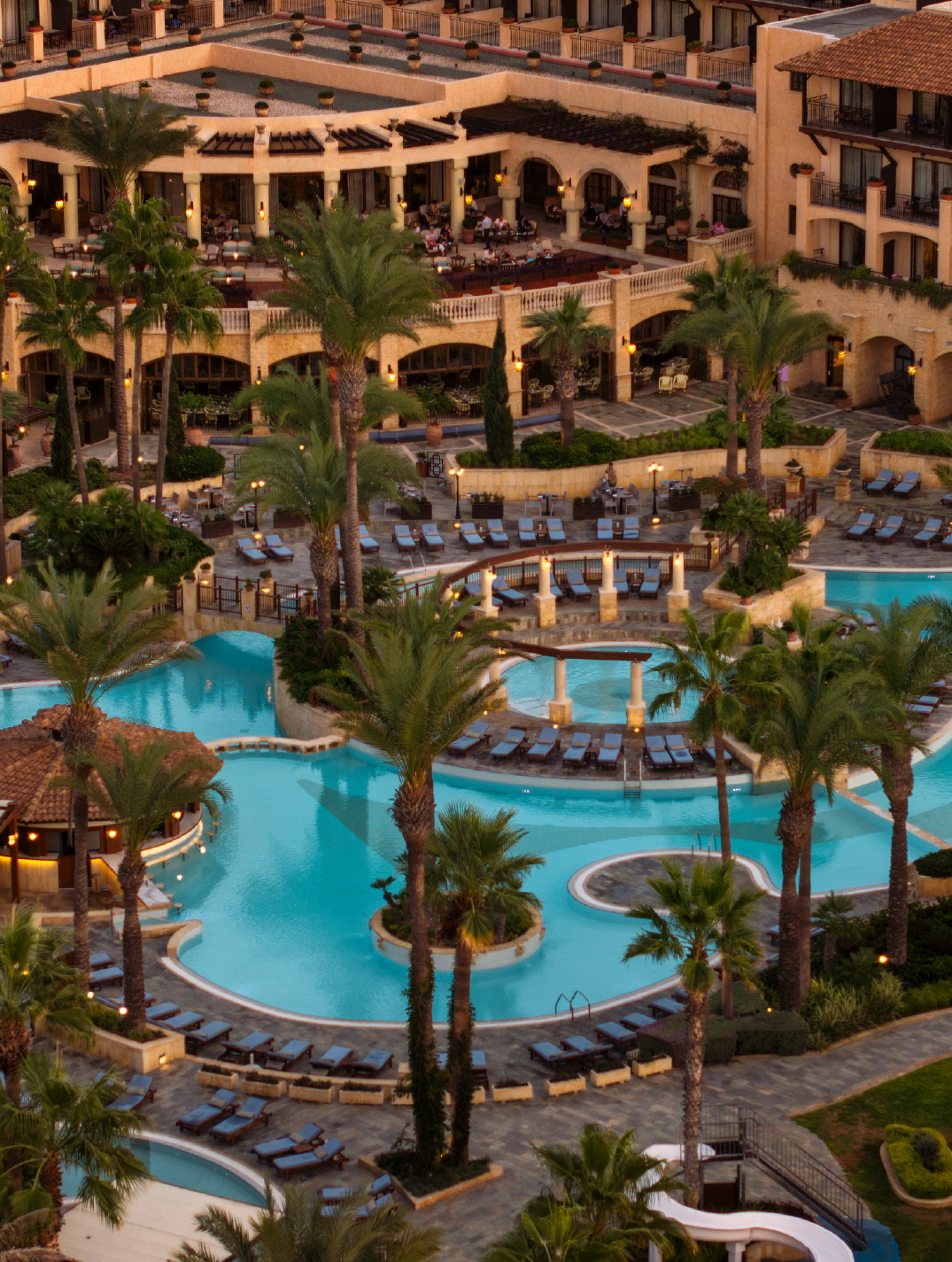 outdoor pool 516x684