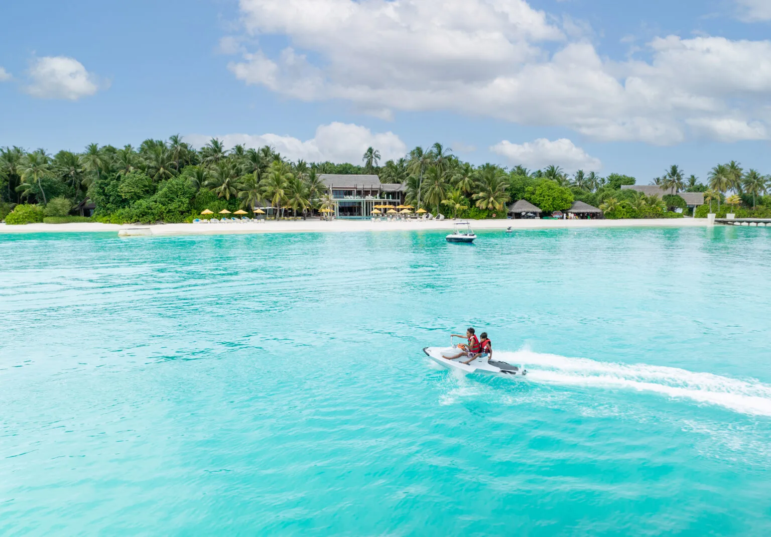 niyama private islands jetski kids 03