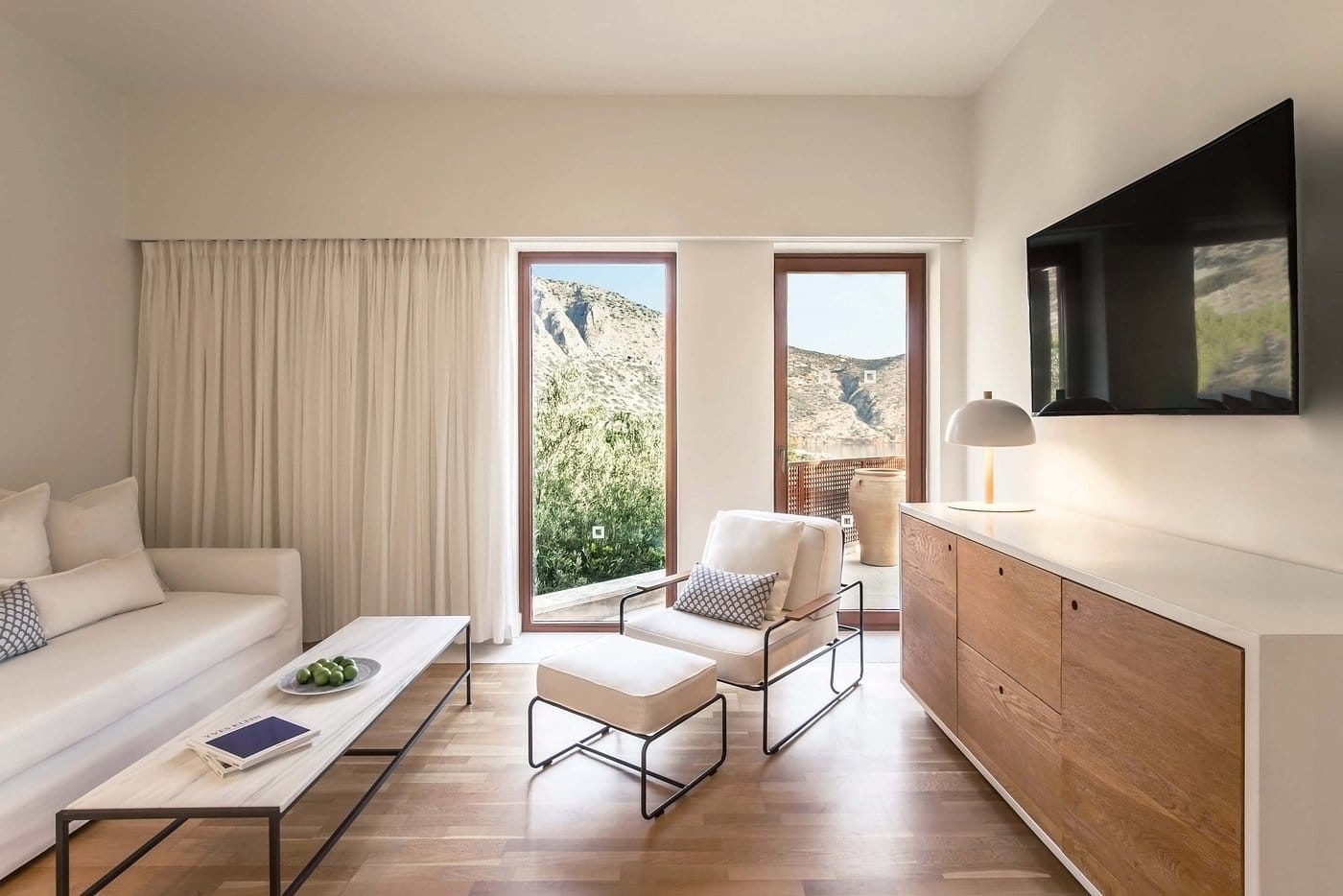 phaea blue deluxe suite seaview