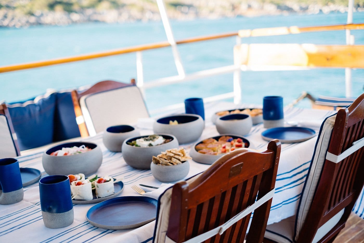 phaea blue posiłek podczas rejsu