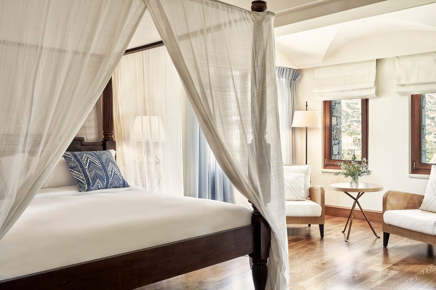 phaea blue sypialnia z częścią wypoczynkową