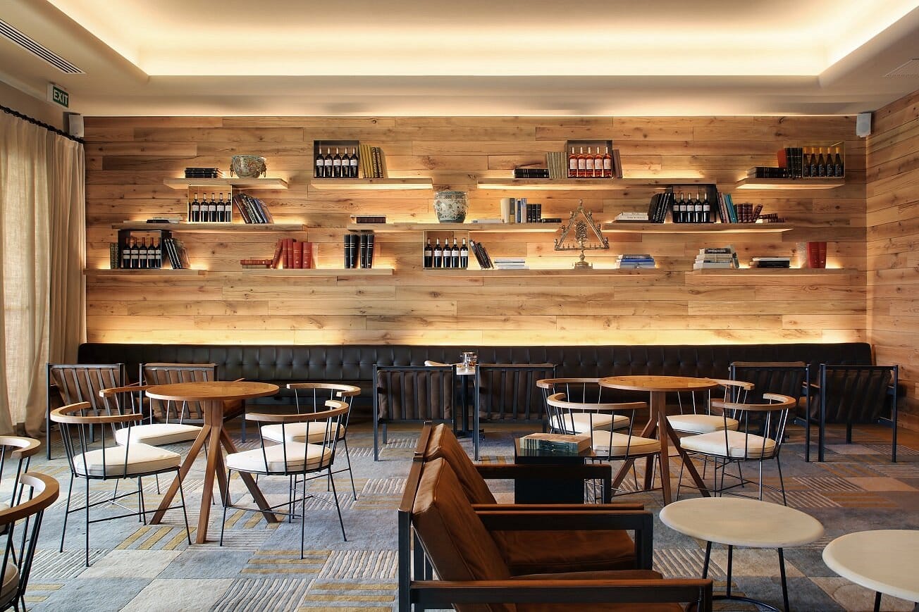 hotel peralada wine spa & golf stoliki