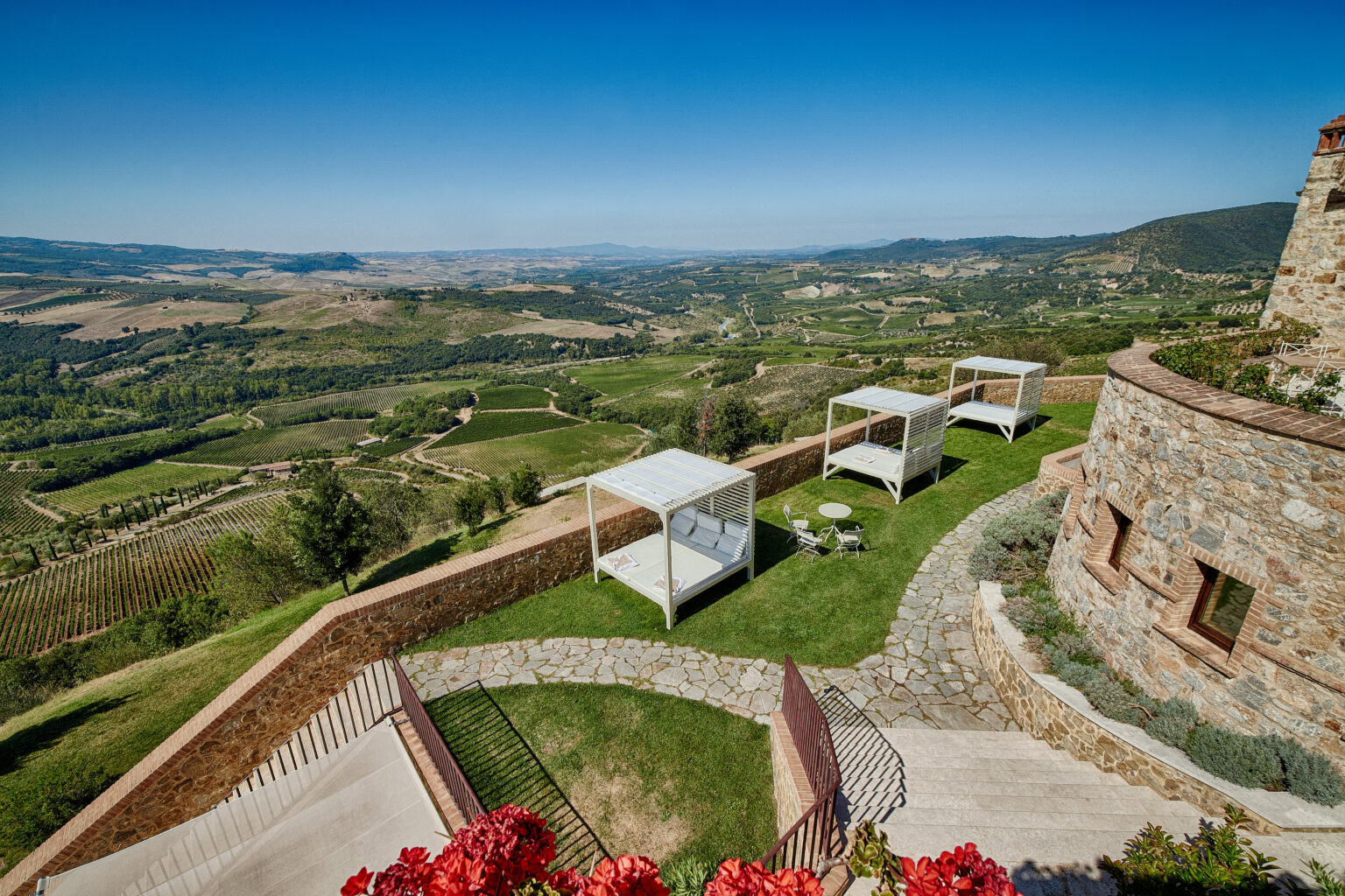 castello di velona common areas sunset