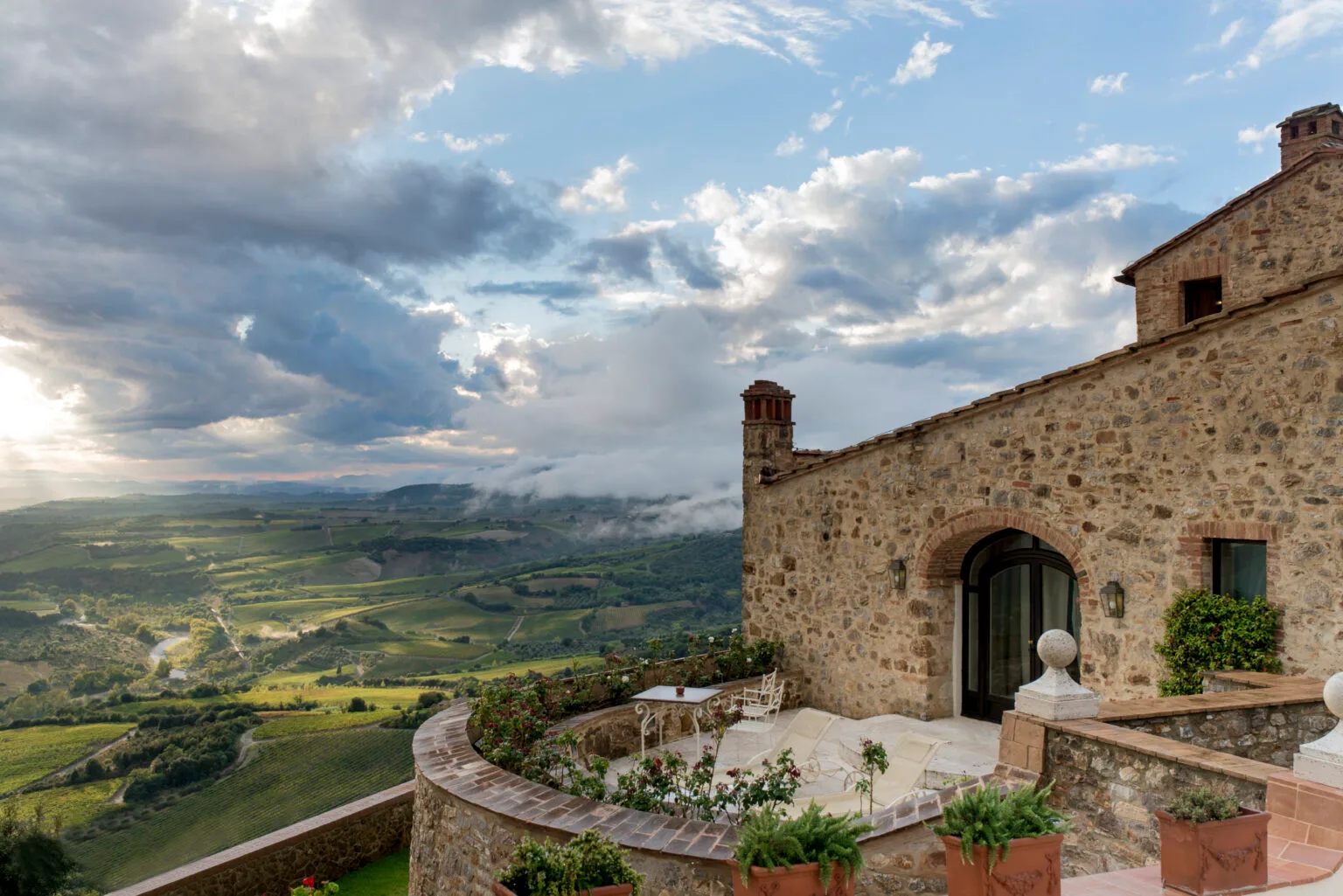 Castello di Velona Resort Montalcino зовнішній вигляд