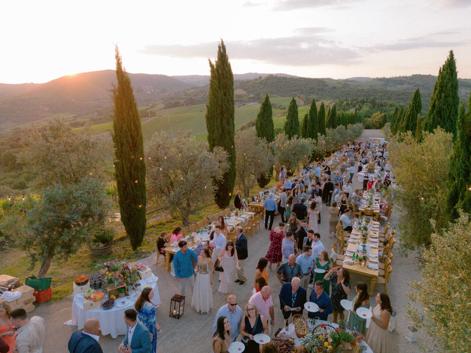 castello di velona resort wedding welcome dinner cypress tree lined avenue (4)
