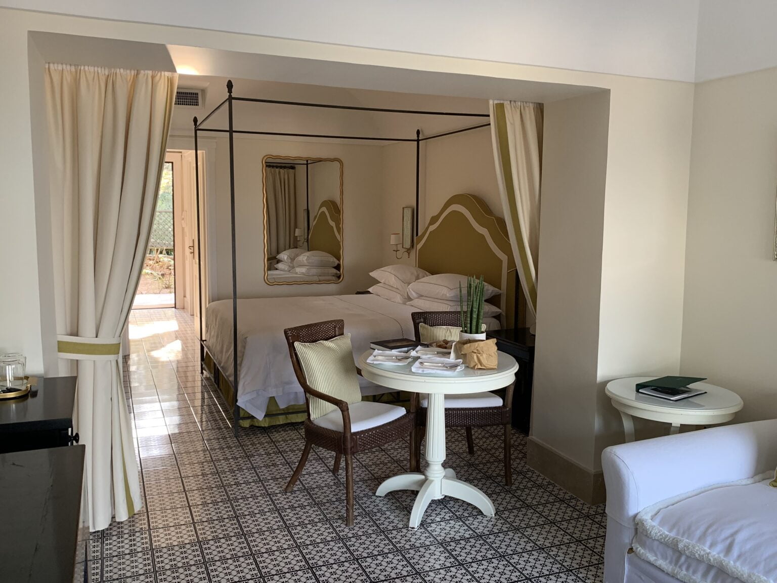 Mezzatorre_Hotel_luksusowe_wakacje_Carter_07