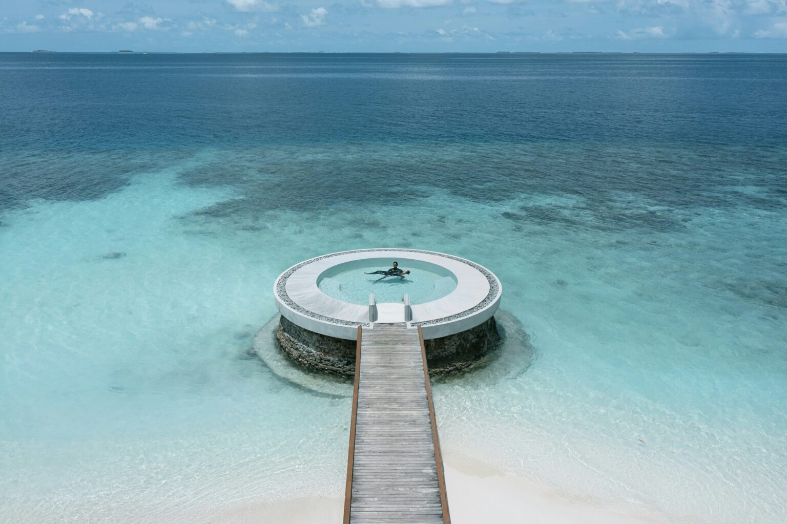 huvafen fushi huvafen fushi floating therapy in paradise