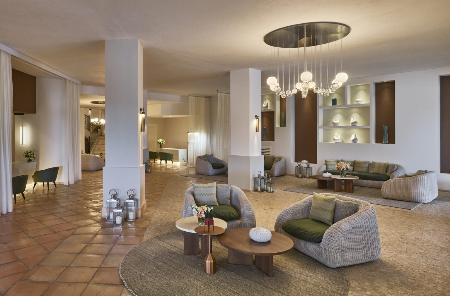 Conrad-Chia-Laguna-Sardinia-03