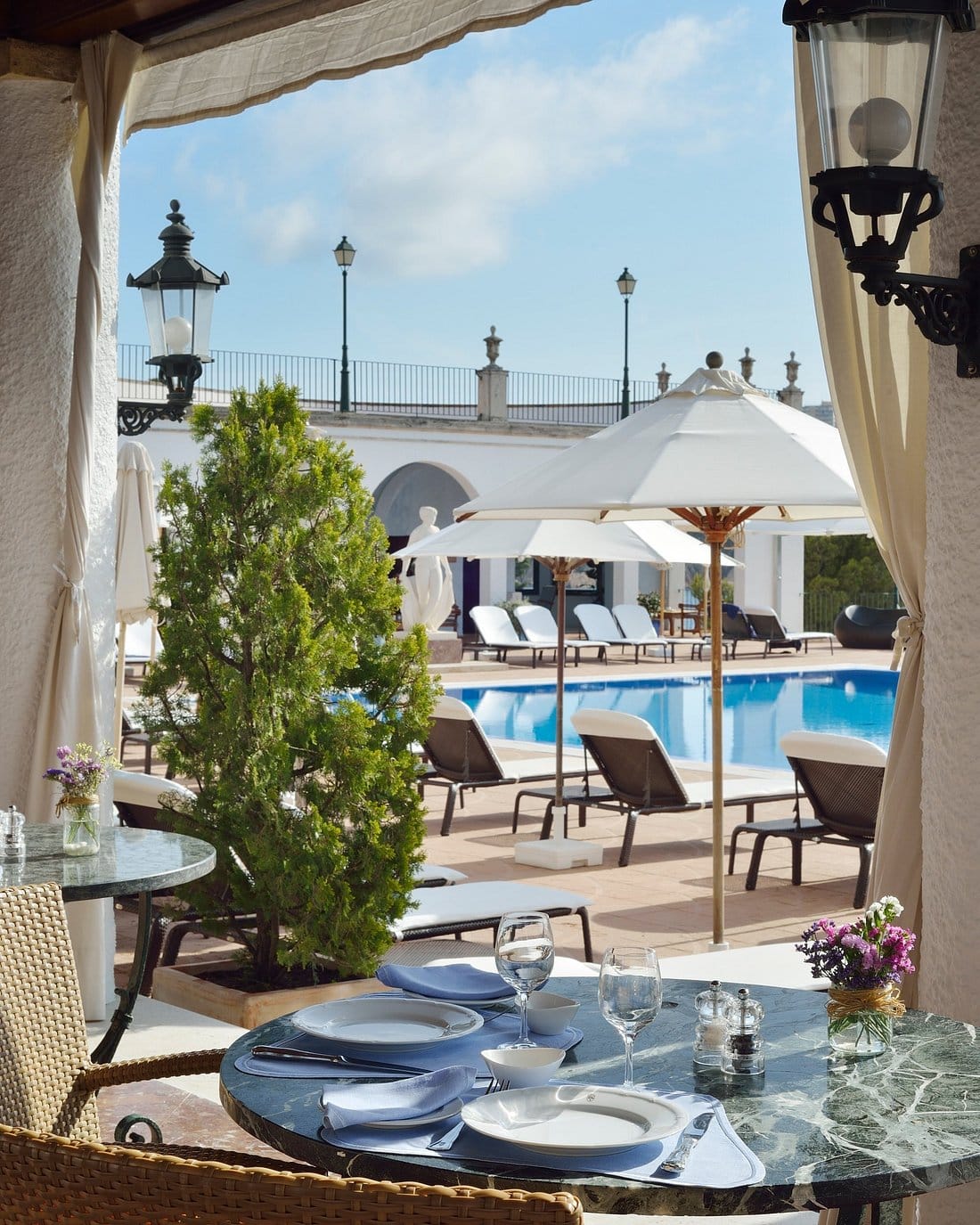 hostal de la gavina pool restaurant garbi