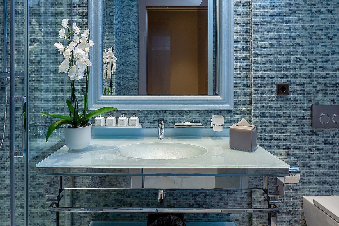 alàbriga hotel & home suites home suit premium łazienka