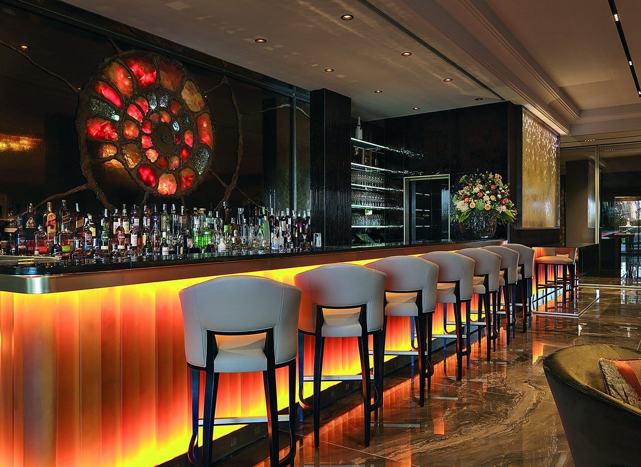 alàbriga hotel & home suites lovee bar