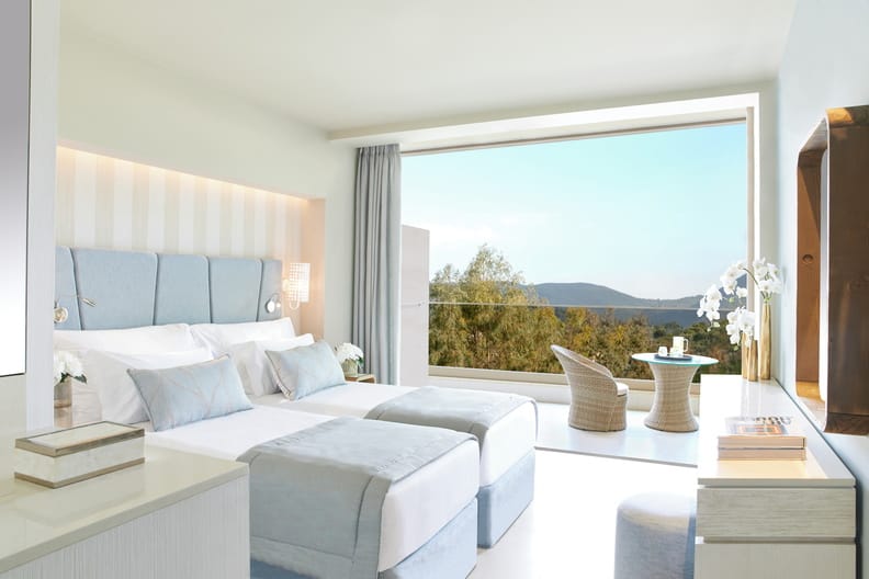 ikos dassia biuro carter (4)