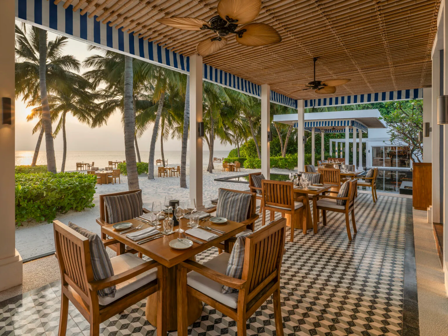 ak mlehp thari dining area sunset 01
