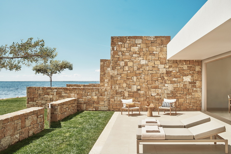 ikos olivia deluxe two bedroom bungalow suite private garden beachfront 792x528