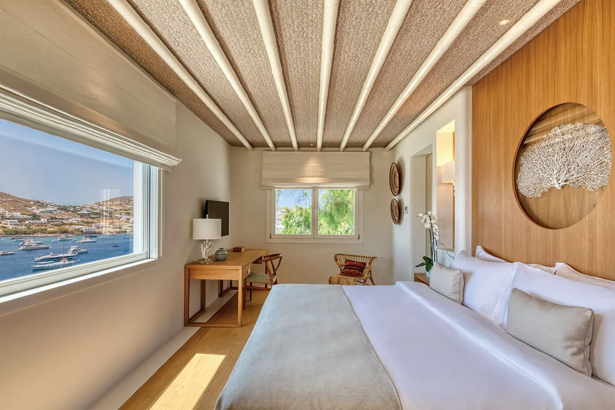 Widok na morze z pokoju w hotelu Santa Marina