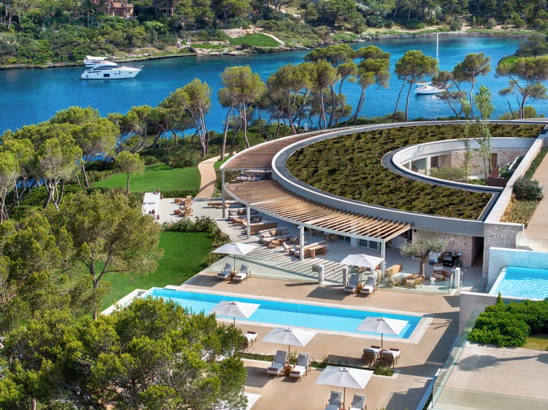 ikos porto petro overview5148 792x593