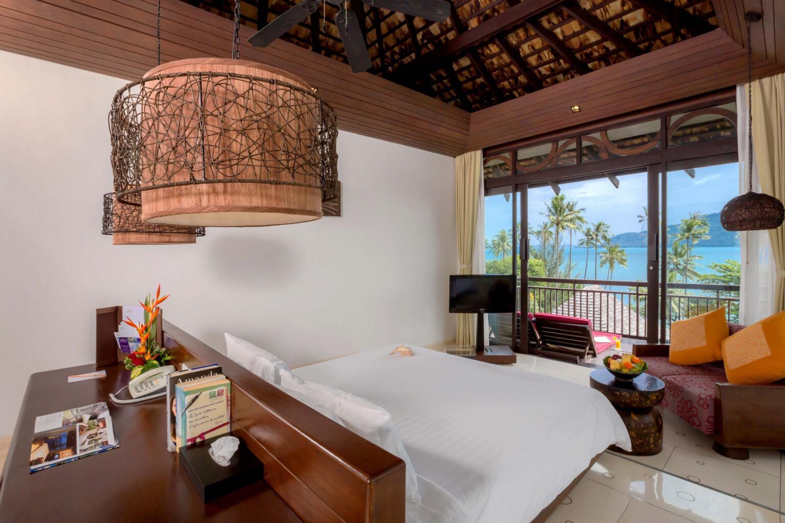 003_Deluxe-Seaview-Villa_Bedroom-The-Vijitt-Resort-Phuket.jpg