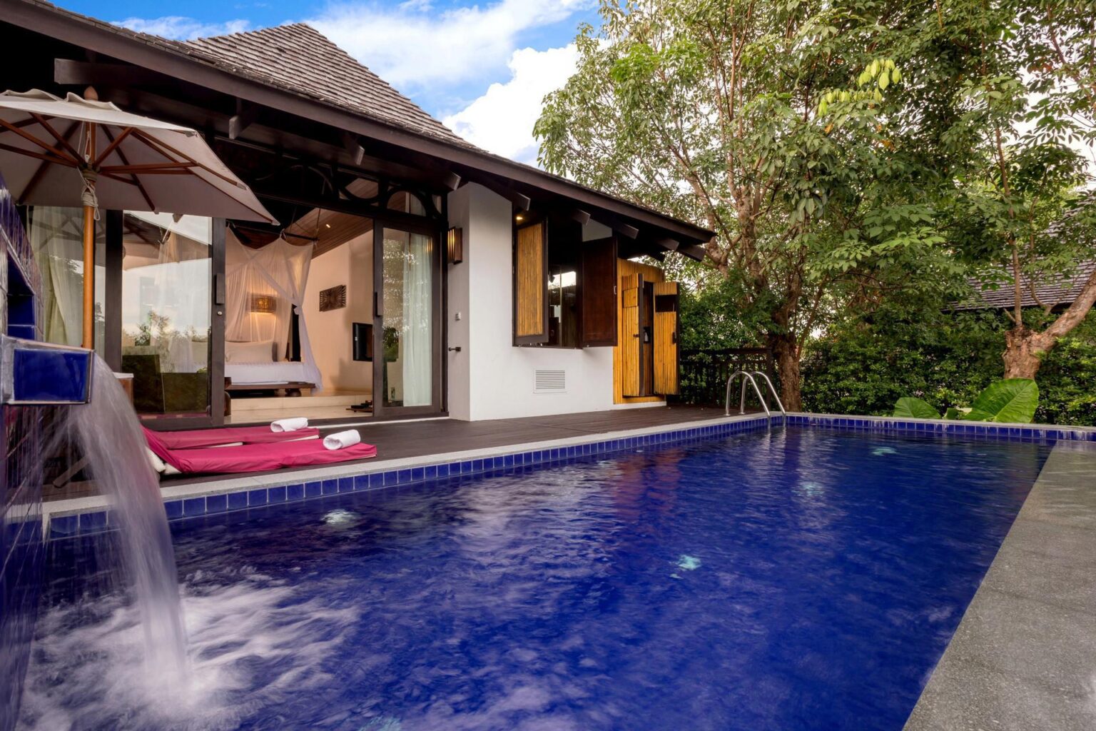 013_Deluxe-Pool-Villa_Exterior-The-Vijitt-Resort-Phuekt.jpg