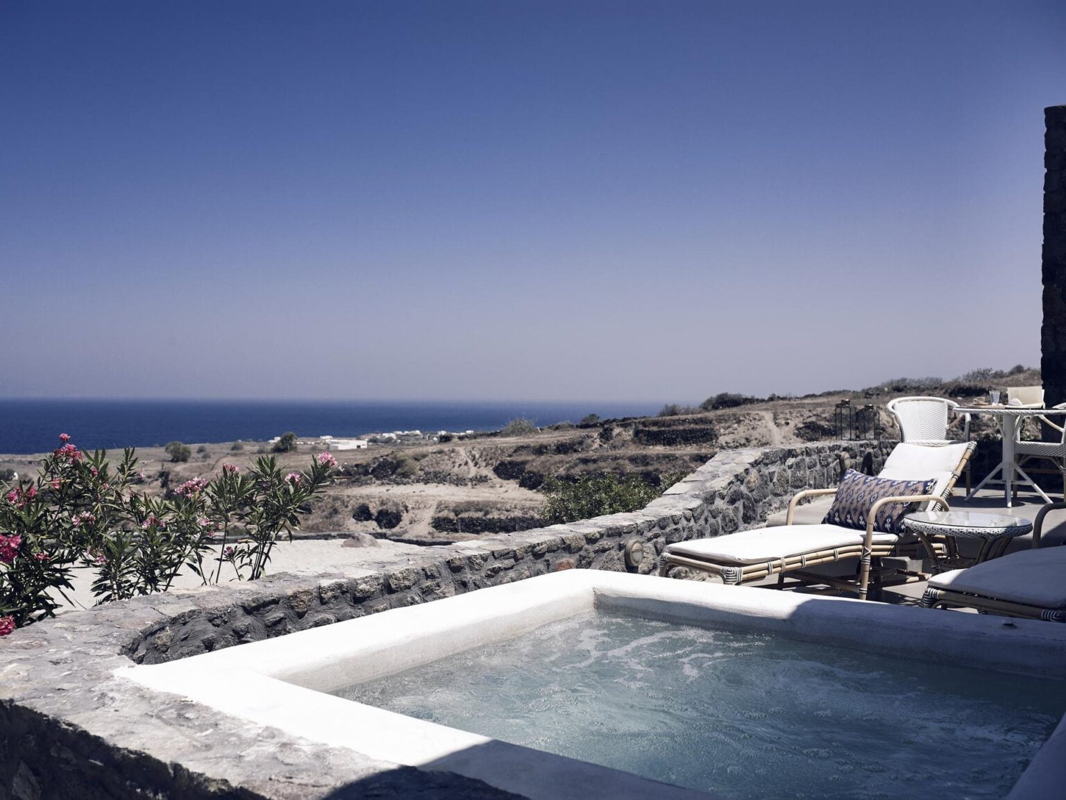 Santo Maris Oia Luxury Suites and Spa 17