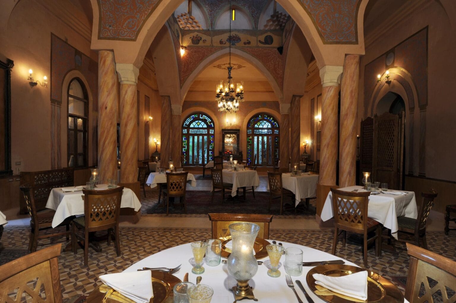 10-Great-room-restaurant.jpg