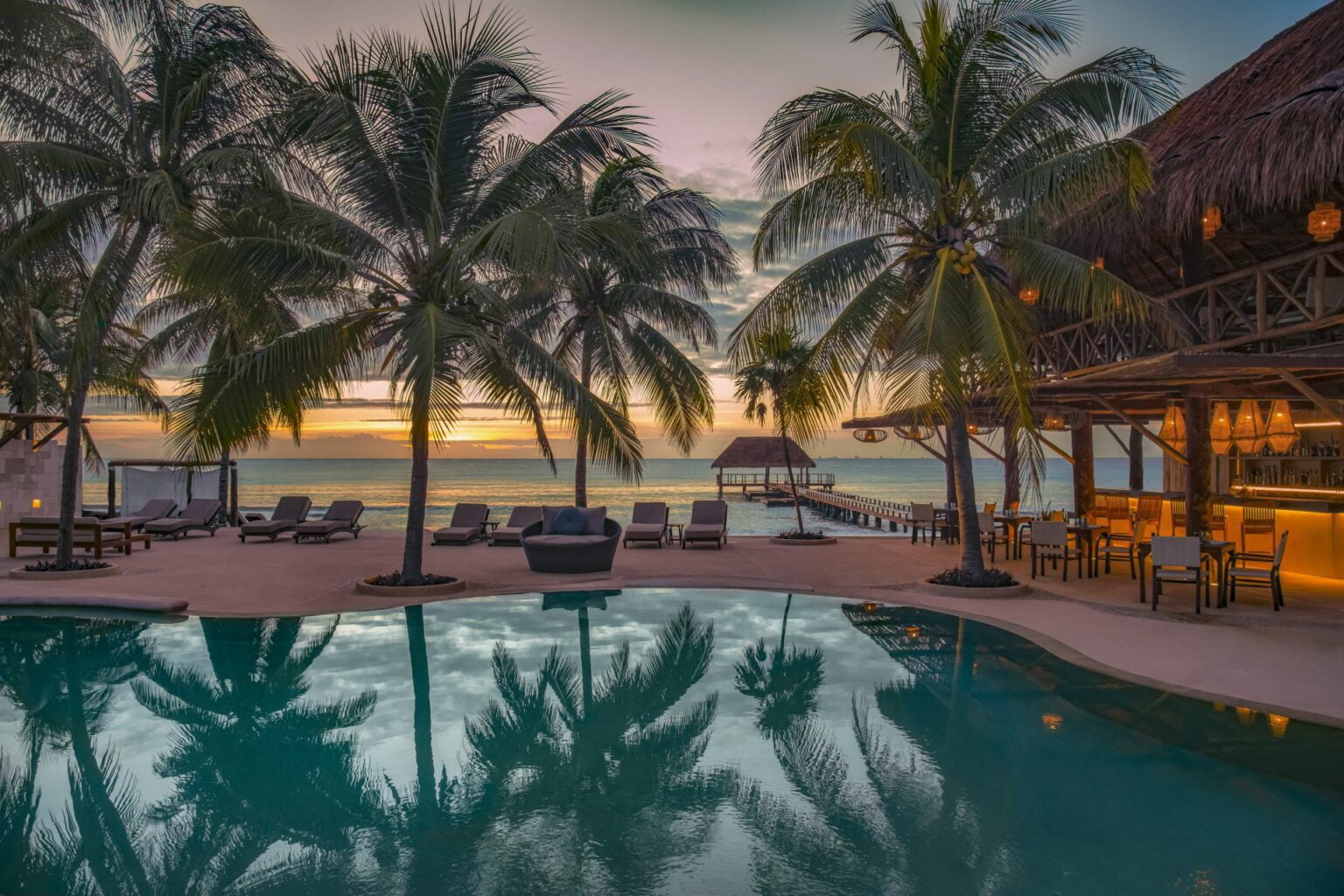 2.-Pool-deck-sunset.jpg
