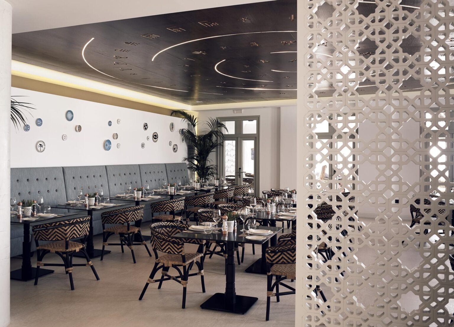 Santo Maris Oia Luxury Suites and Spa 9