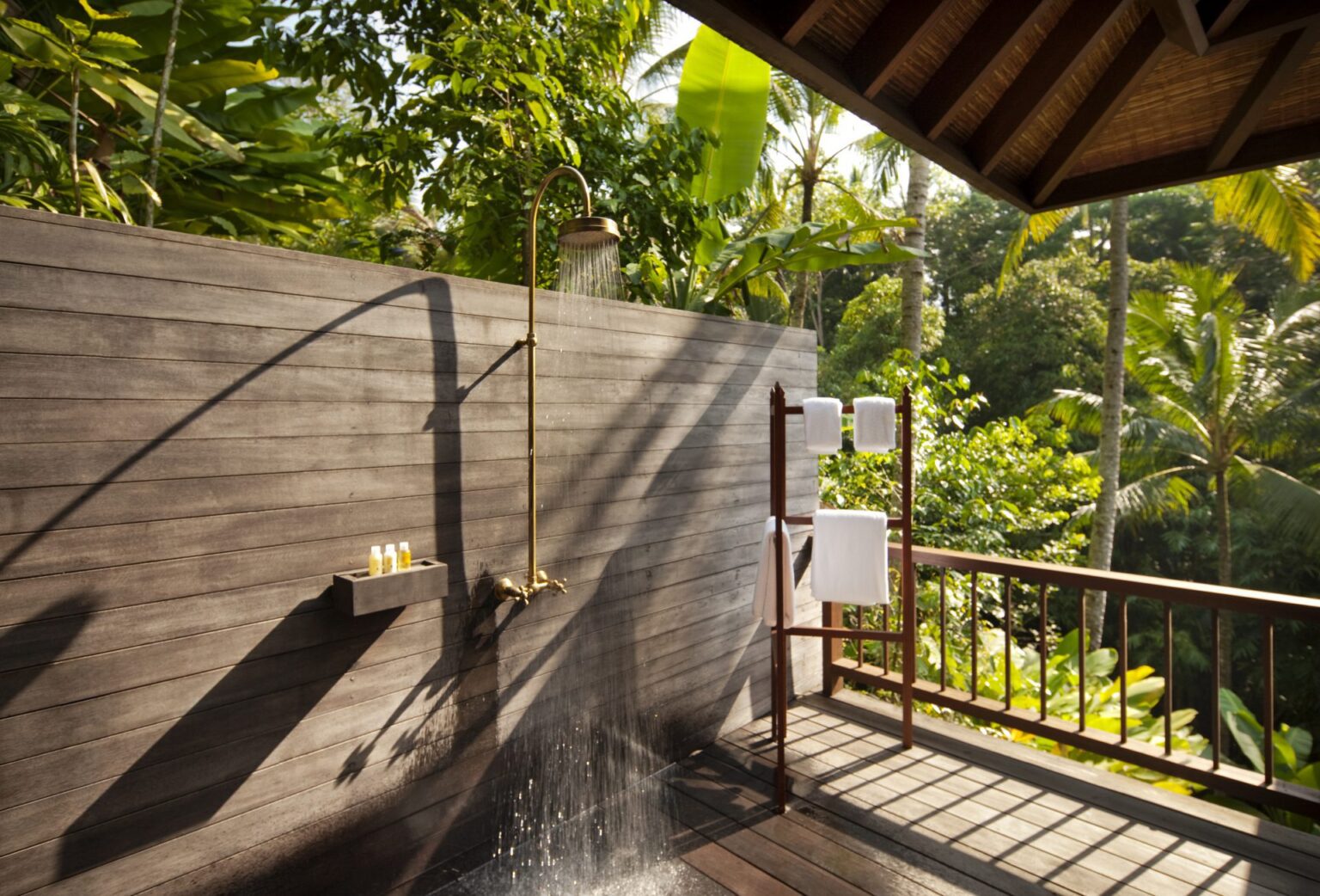 44182832-H1-2BR_Retreat_Villa_Outdoor_Shower.jpg