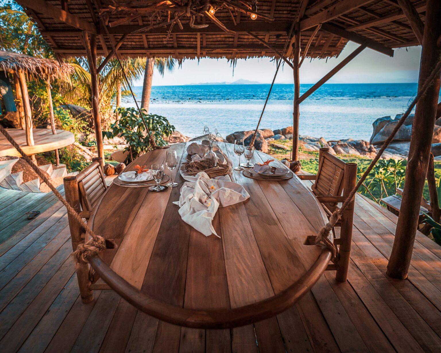 5-star-somewhere-only-we-know-koh-phangan-Private-Restaurant-only-2.jpg