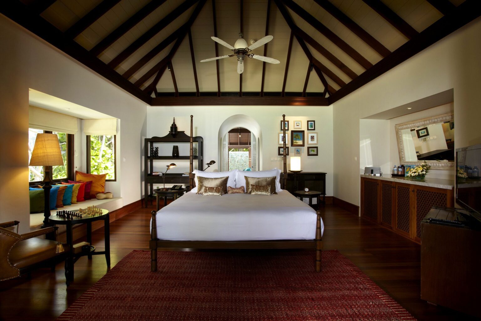 61614117-H1-Beach_Pool_Residence_Master_bedroom_entrance_view.jpg