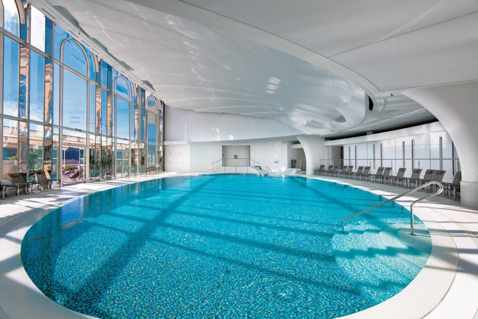 67634896-H1-Swimming-pool_Thermes_Marins_Monte-Carlo.jpg