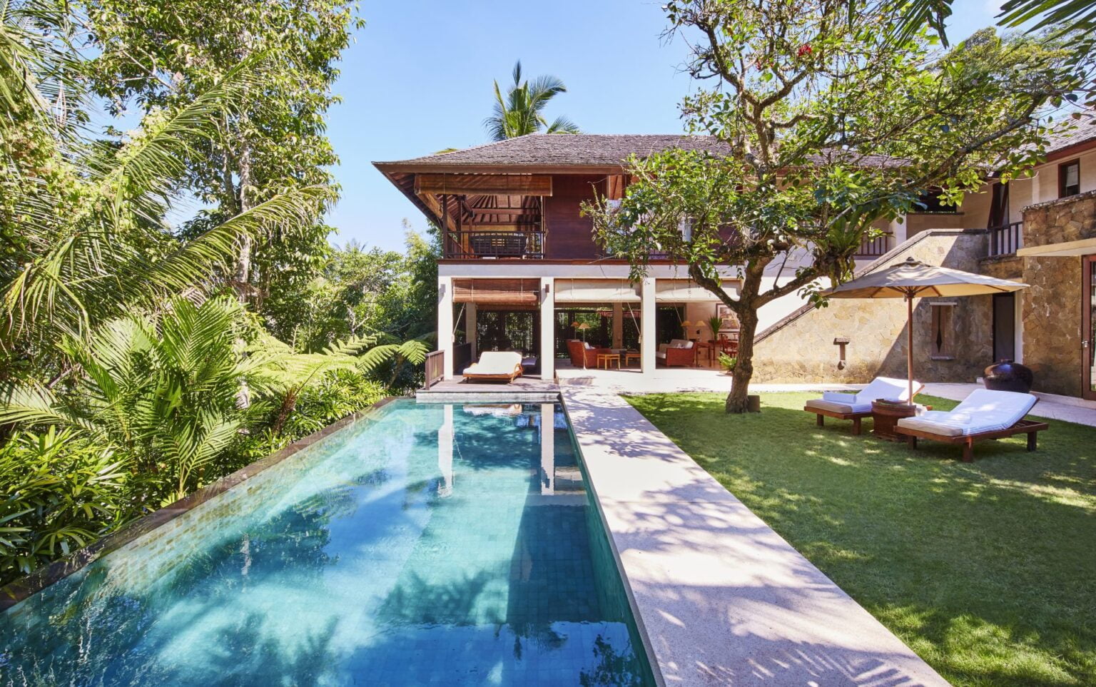 67677112-H1-Pita_Linggar_-_Pool_by_Day.jpg