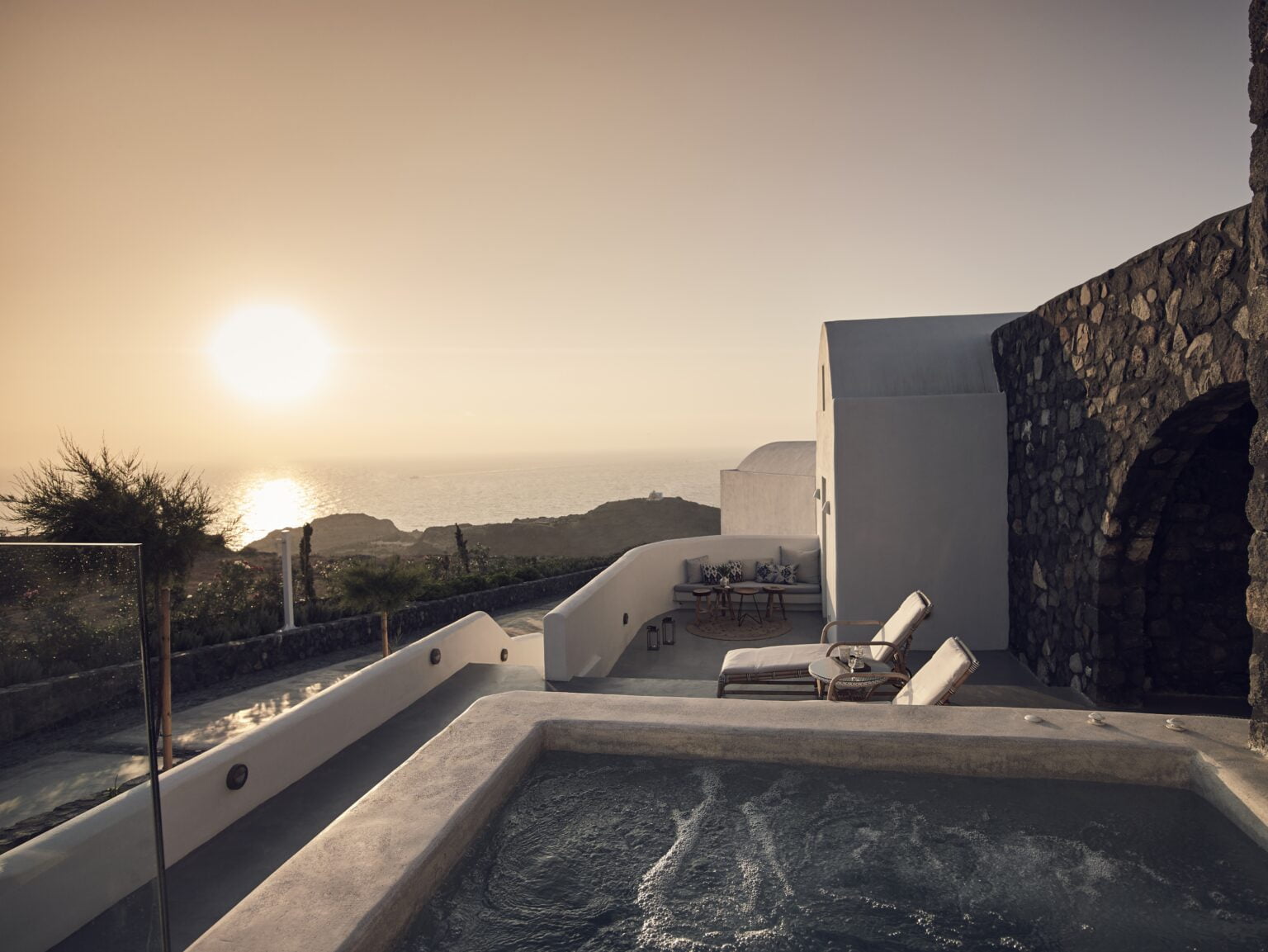 Santo Maris Oia Luxury Suites and Spa 14