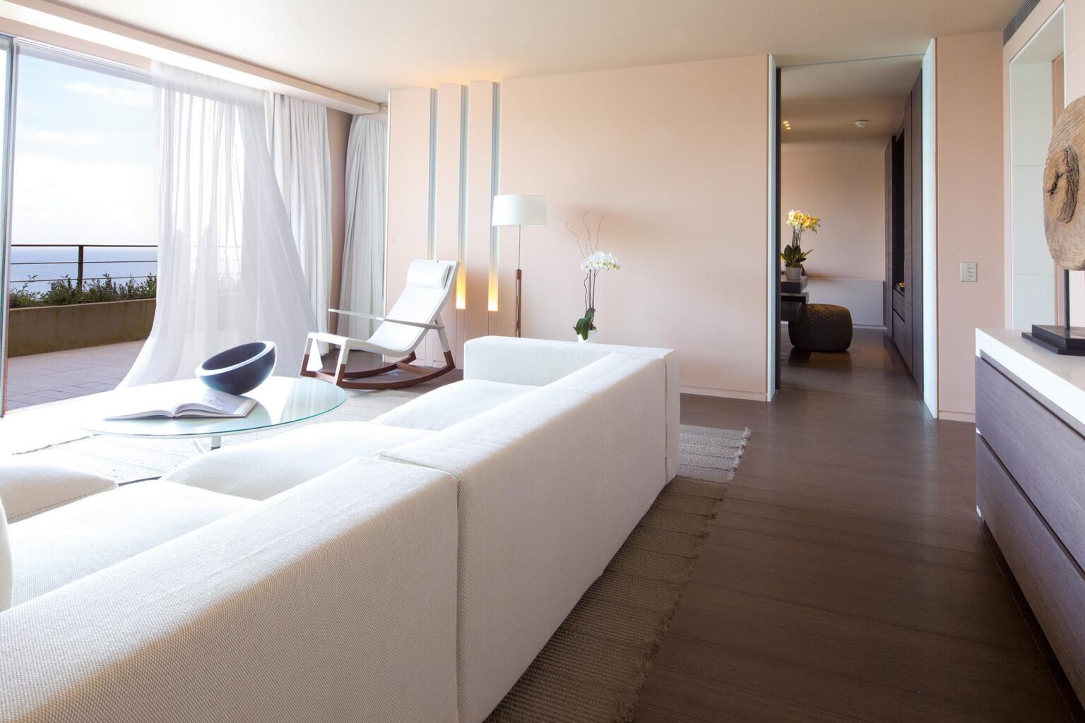 76253656-H1-La-Reserve-Ramatuelle-Suite-14.jpg