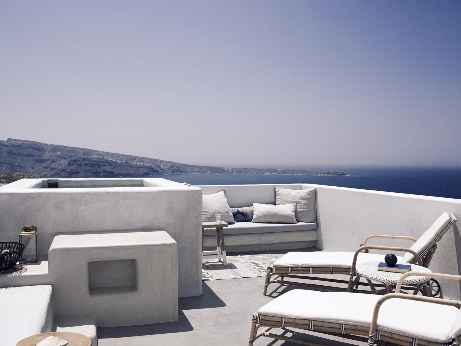 Santo Maris Oia Luxury Suites and Spa 16