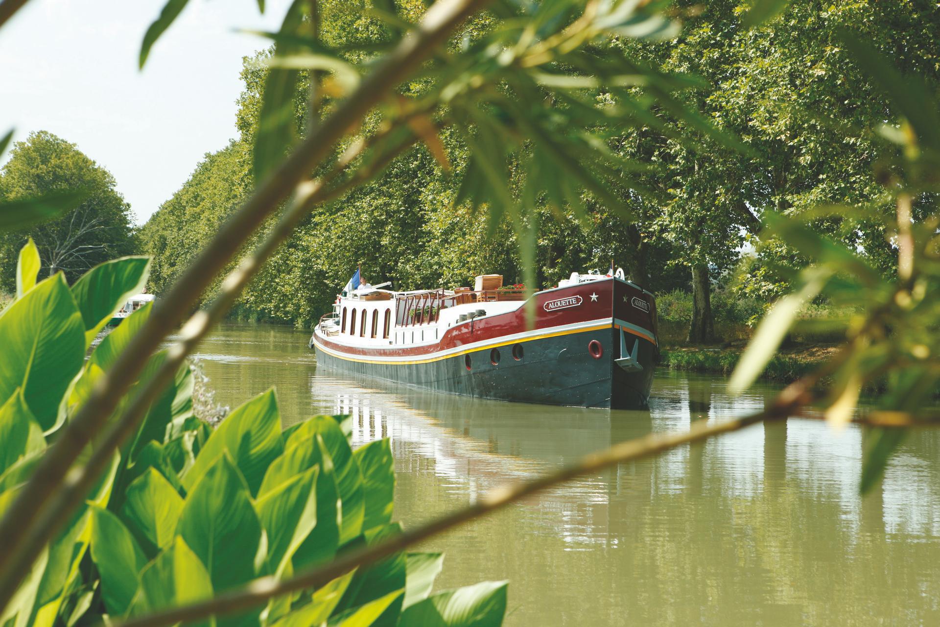 lyon-bord-de-la-p-niche-exclusive-belmond-alouette-carter-ue