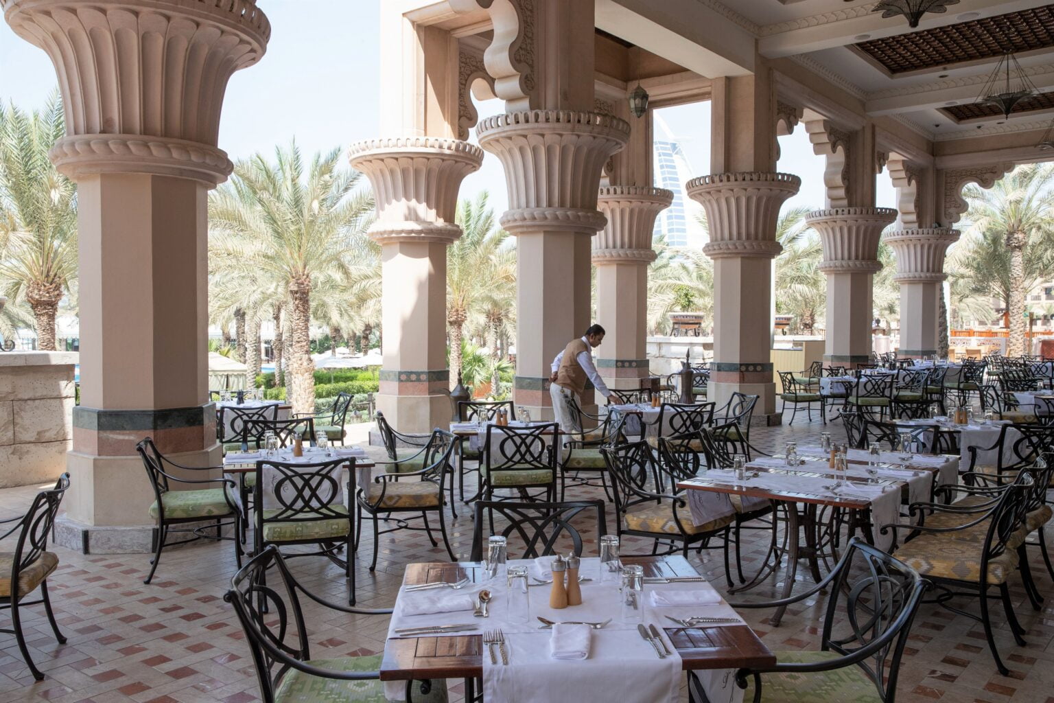 Al-Qasr-17.jpg