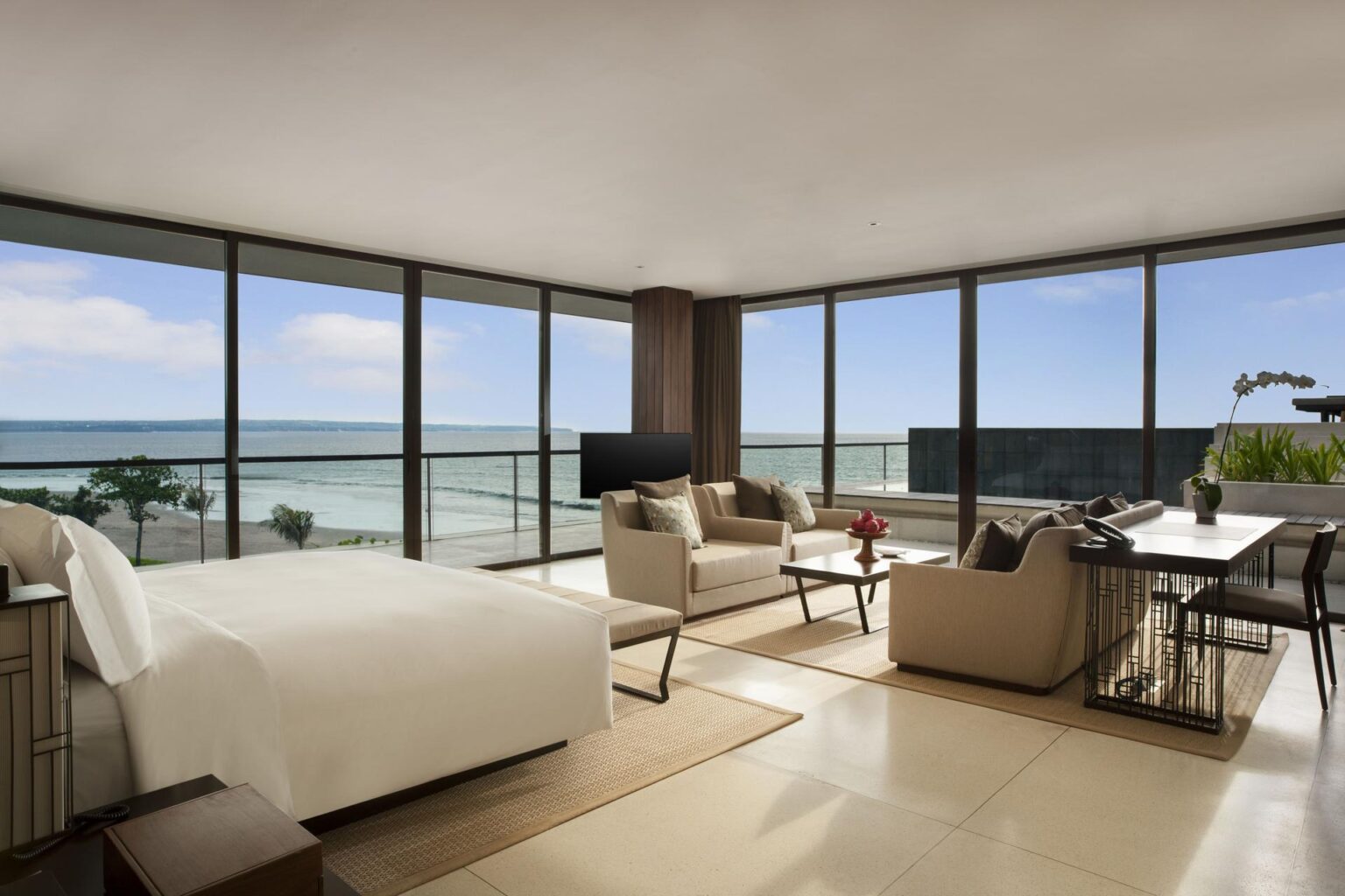 Alila-Seminyak-Penthouse-Master-Bedroom-01.jpg