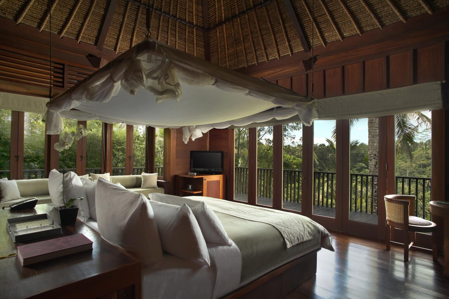 Alila-Ubud-Accommodation-Valley-Villa-Bedroom.jpg