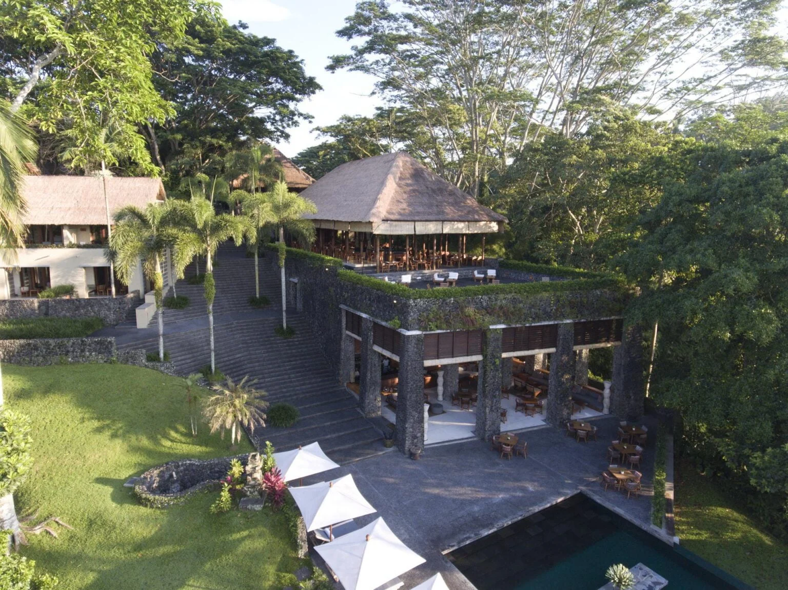 Alila-Ubud-Dining-Cabana-Lounge-04.jpg