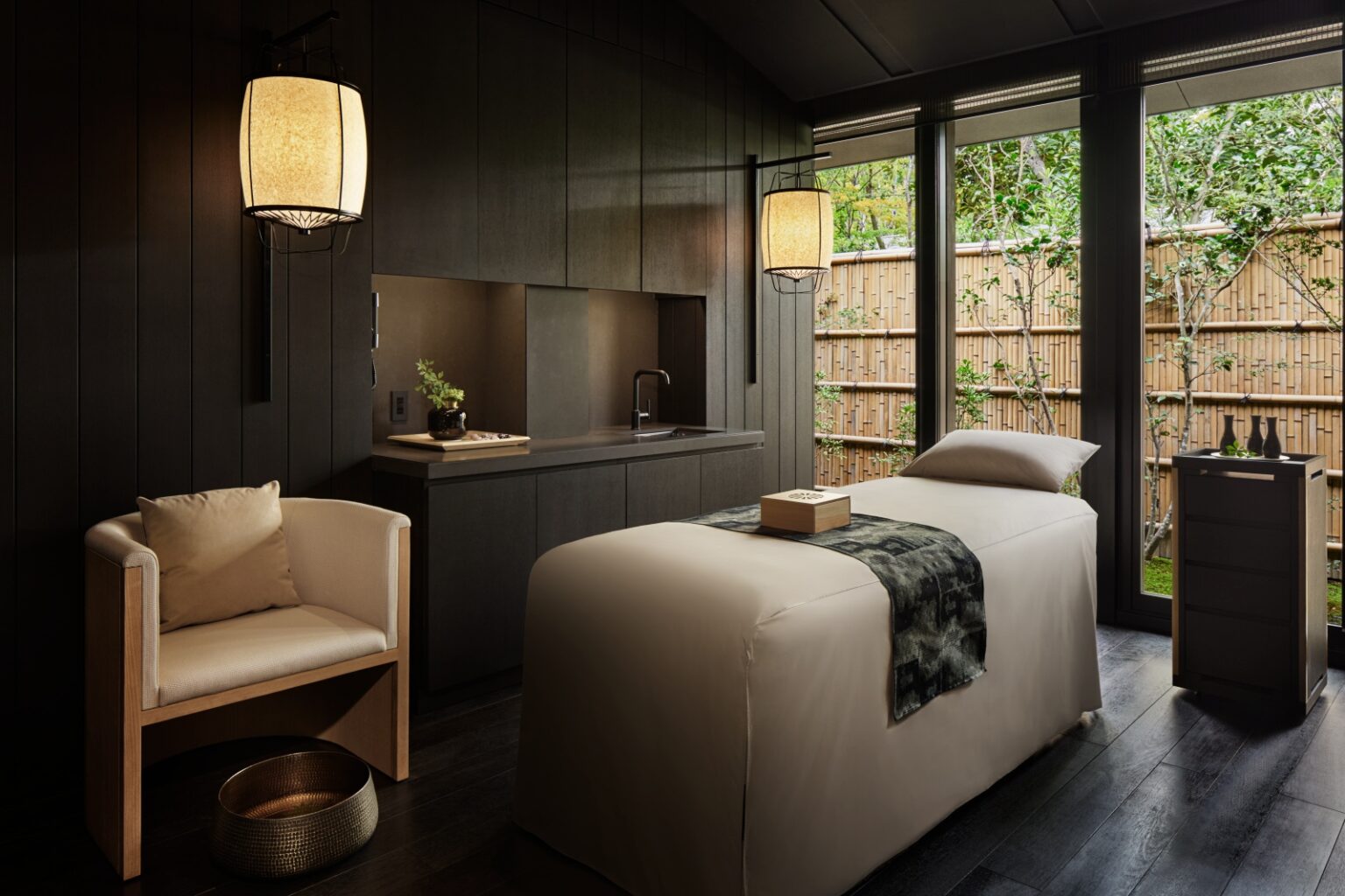 Aman-Kyoto-Japan-Aman-Spa-Treatment-Room_26253.jpg