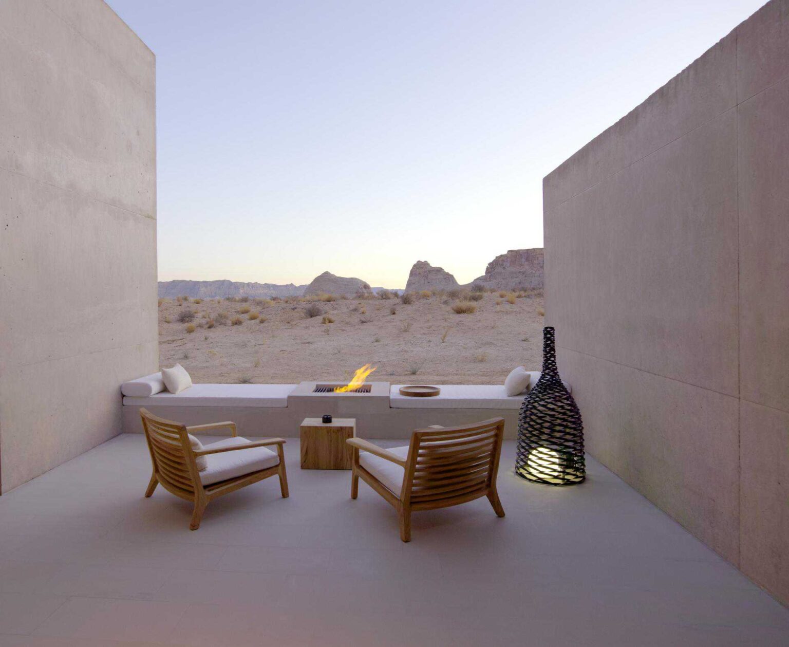 Amangiri-Suite-Desert-Lounge_High-Res_3153.jpg