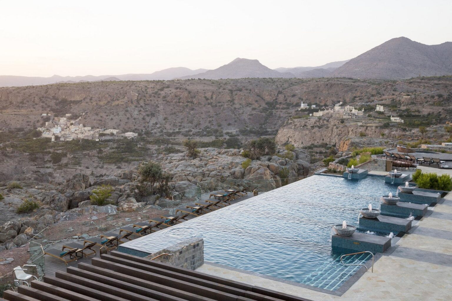 Anantara-Al-Jabal-Al-Akhdar-Resort-ajlepsze-hotele-w-Omanie-luksusowe-wakacje-w-Omanie-Oman-wycieczki-Oman-wakacje-szyte-na-miare-11.jpg