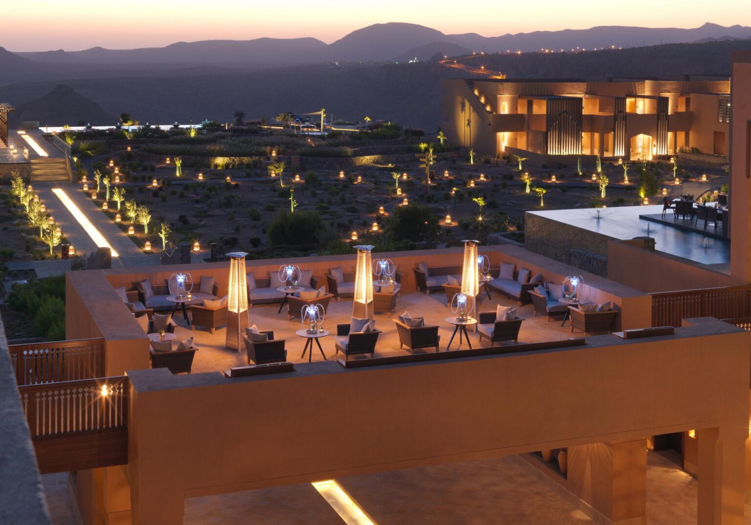Anantara-Al-Jabal-Al-Akhdar-Resort-ajlepsze-hotele-w-Omanie-luksusowe-wakacje-w-Omanie-Oman-wycieczki-Oman-wakacje-szyte-na-miare-37.jpg