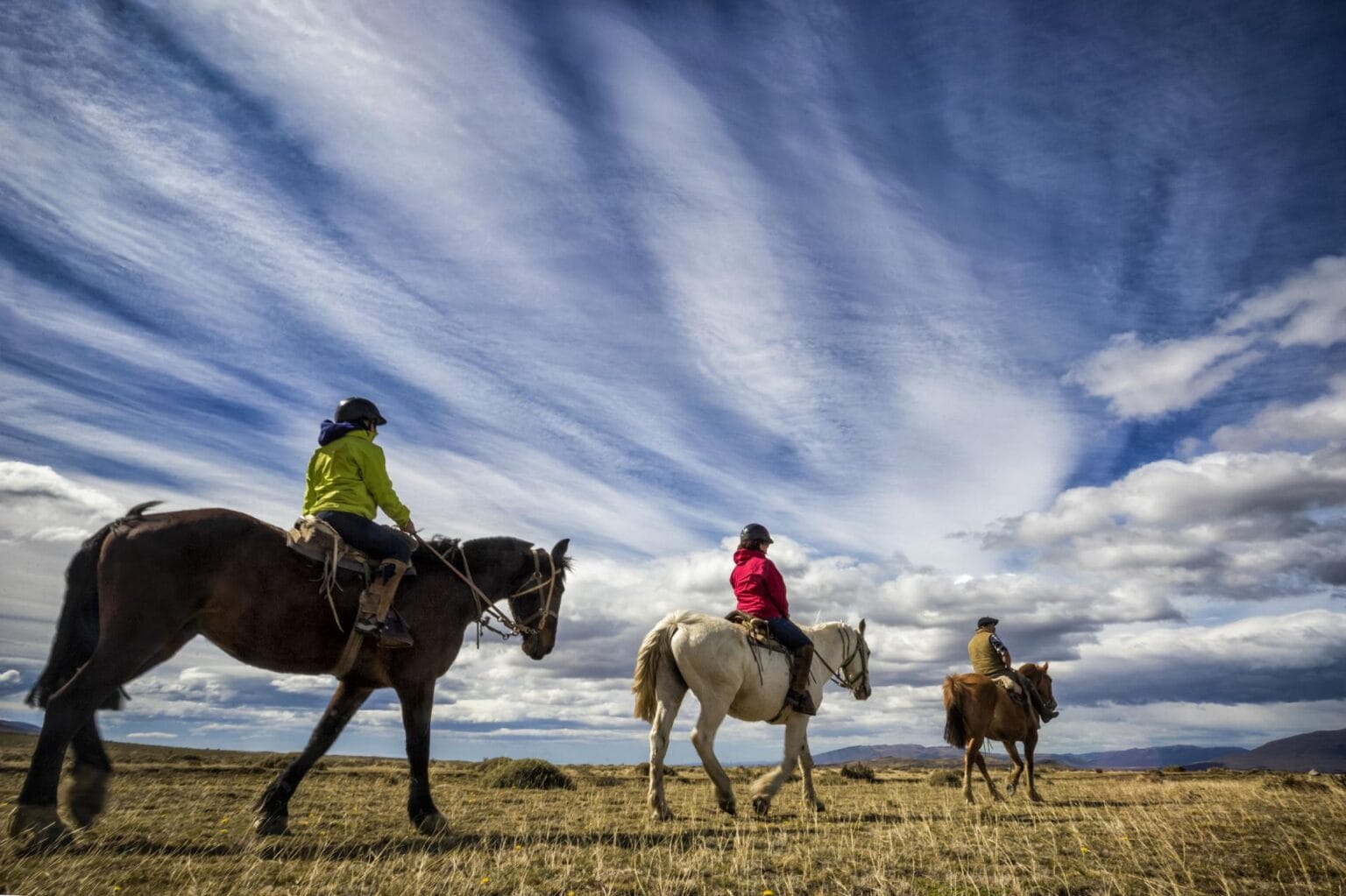 Awasi-Patagonia-Horse-riding.jpg